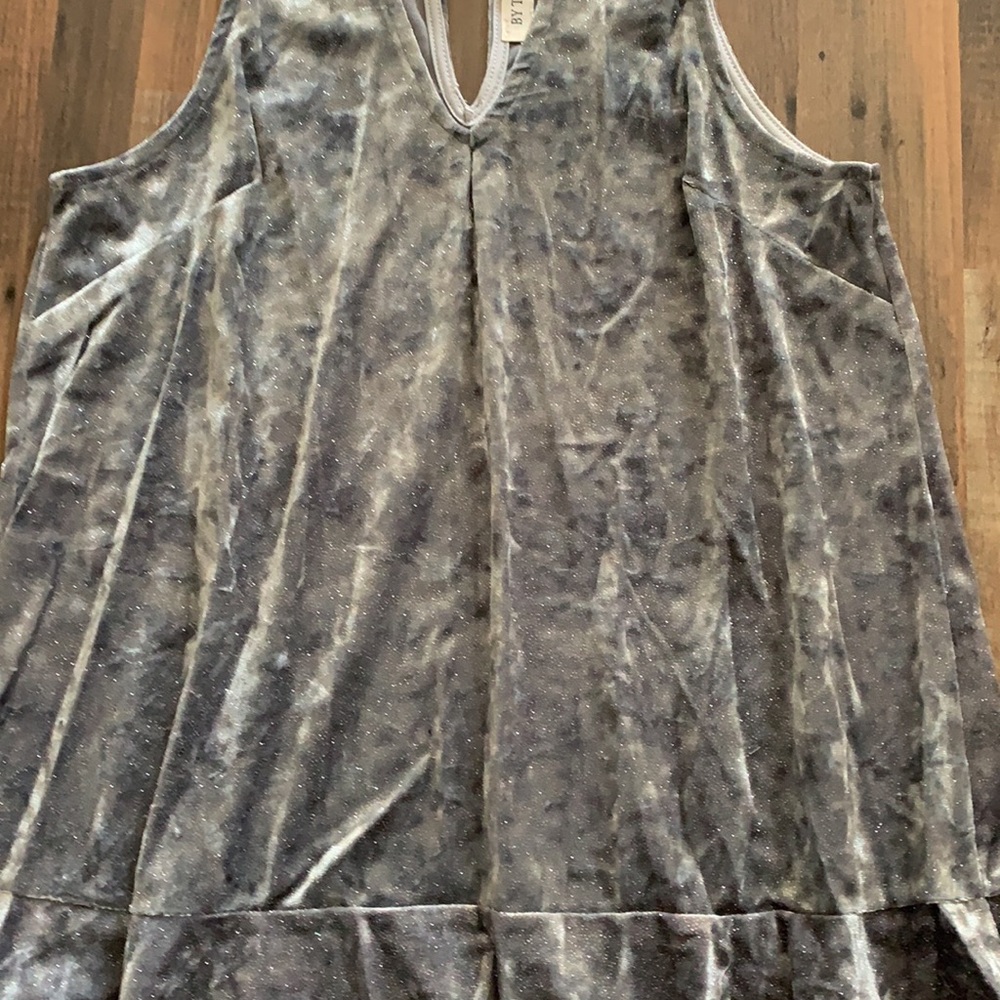 Glitter - Picture 3 of 5